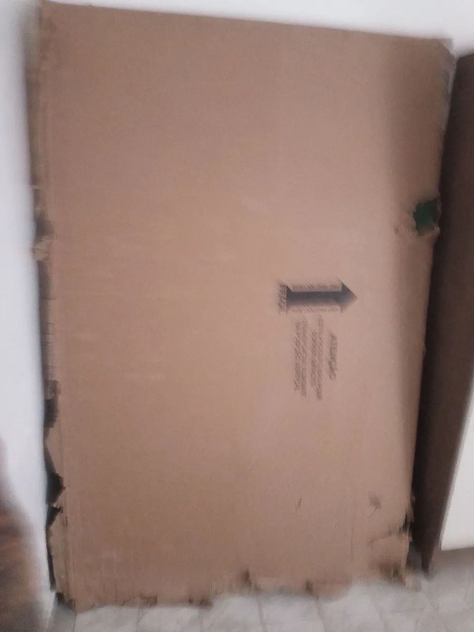Mesa de ping pong nova,nunca usada, na caixa ainda. 800$ - *33 WhatsApp  - Foto 2