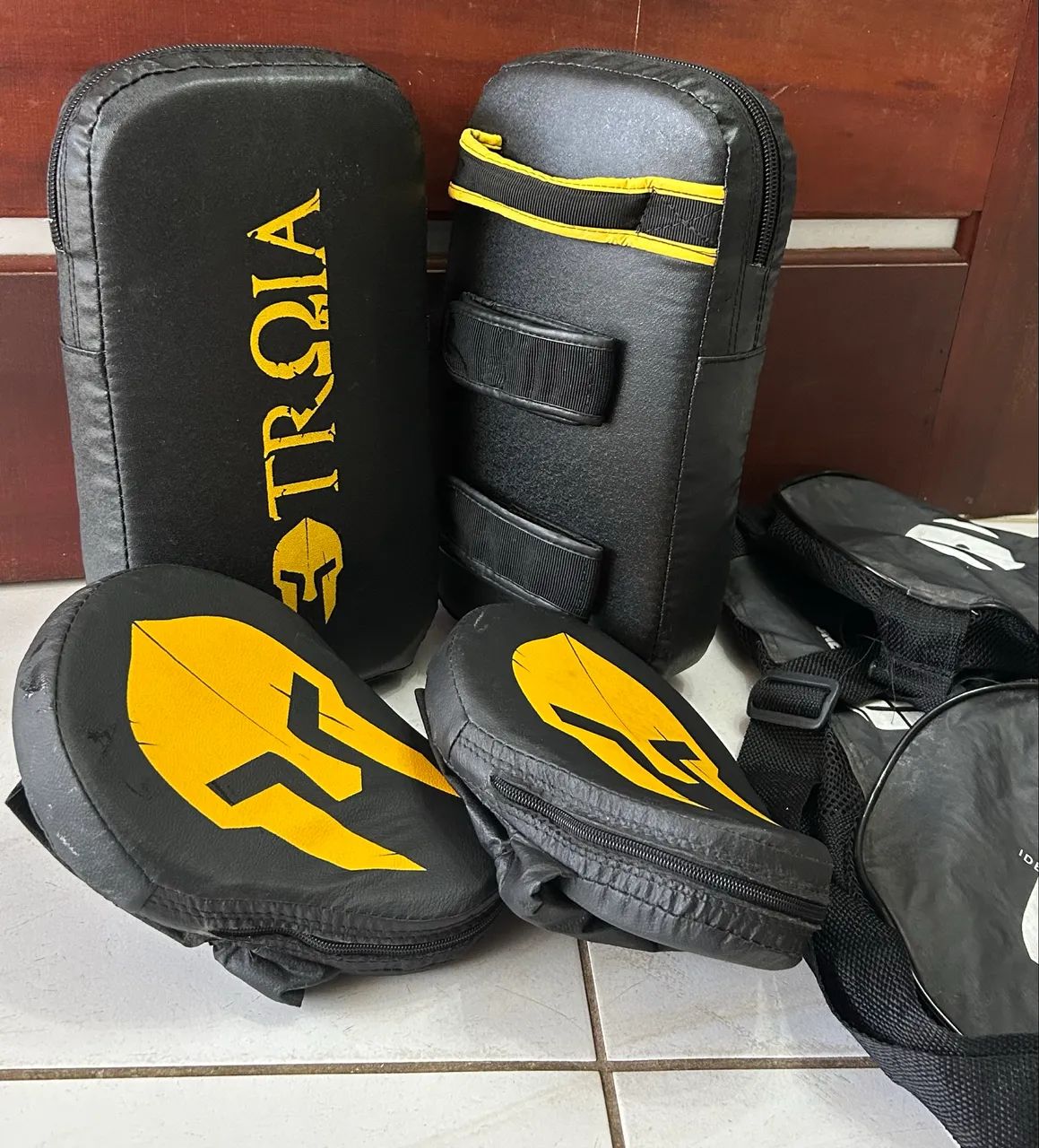 Kit Aparador e Manopla + bolsa - Foto 2