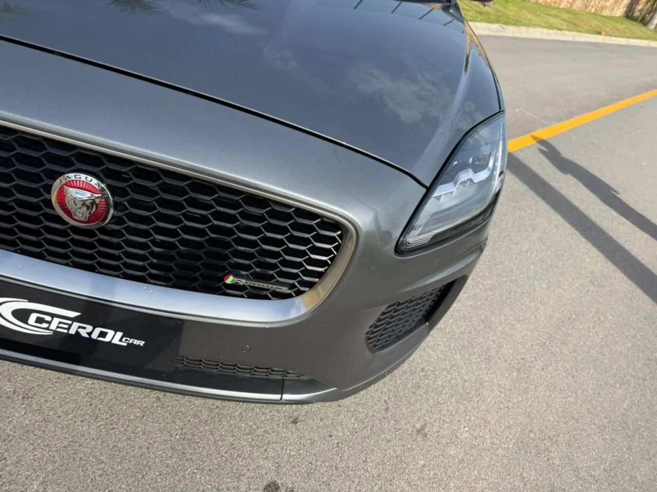 Jaguar E-Pace 2.0 AWD 249cv Aut. 2019 - Foto 3