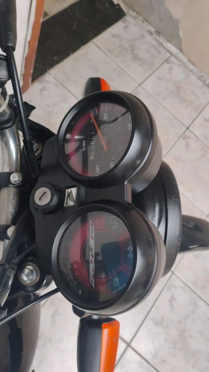 Moto CG 2012 - Foto 3