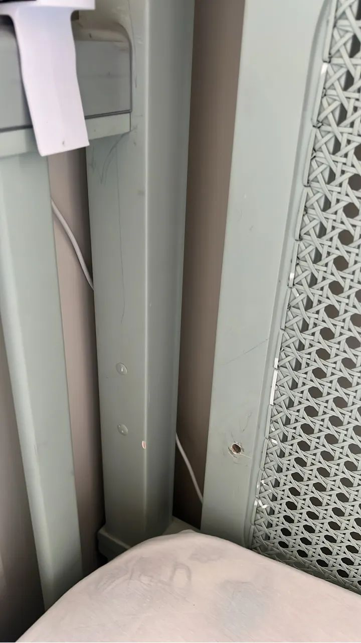 Berço palha indiana, criado e colchão  - Foto 5