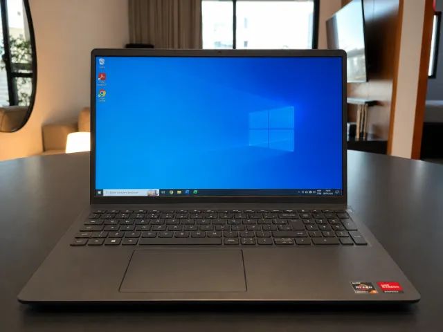 Dell Vostro 15 Ryzen 5 5500U 8GB SSD 256GB Full HD Muito