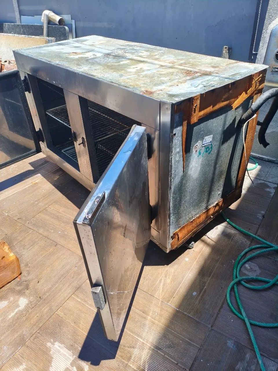 Vendo Balcao horizontal inox 2 portas - Foto 5