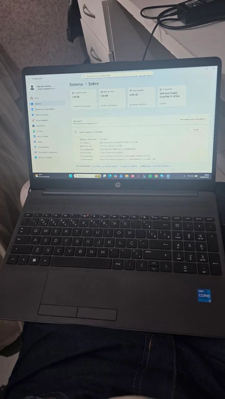 Notebook HP 250 G9 - Memoria RAM 8GB, 12th gen Intel Core - i5 - 238 gb SSD