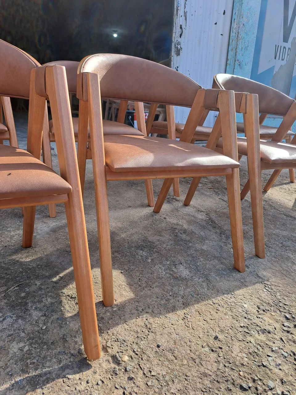 Cadeiras cavalete a pronta entrega .... - Foto 2