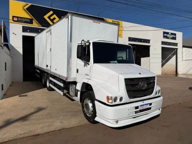 ? MERCEDES-BENZ ATRON 2324 - Foto 2