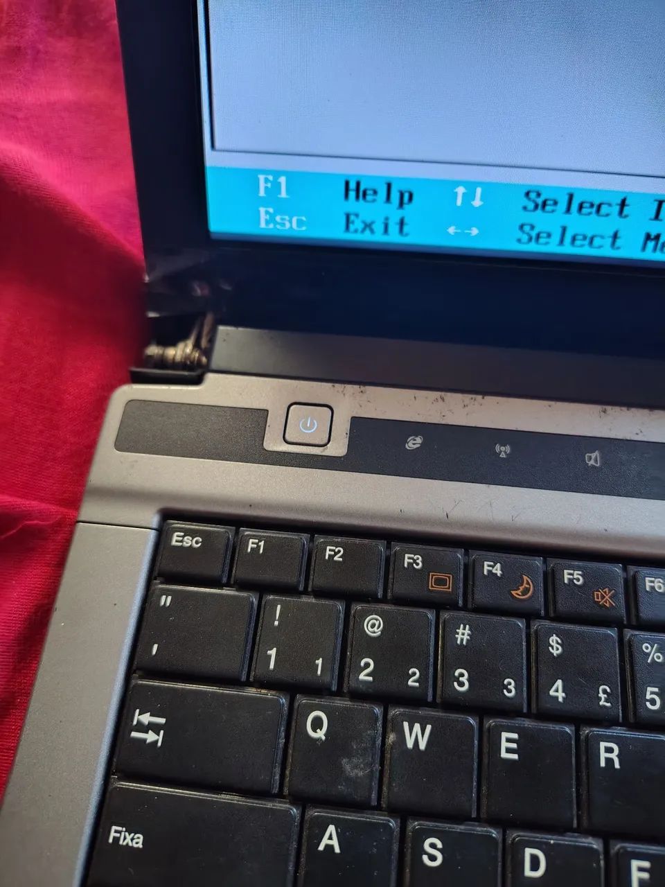 Vendo essa carcaça do notebook STI aurex  - Foto 3