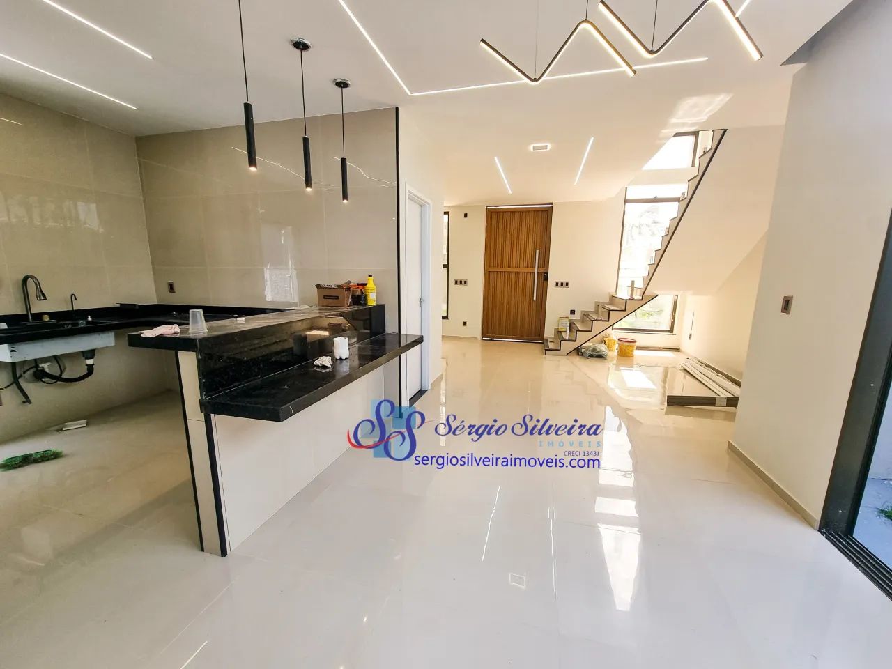 Excelente casa duplex com 3 suítes - Foto 2
