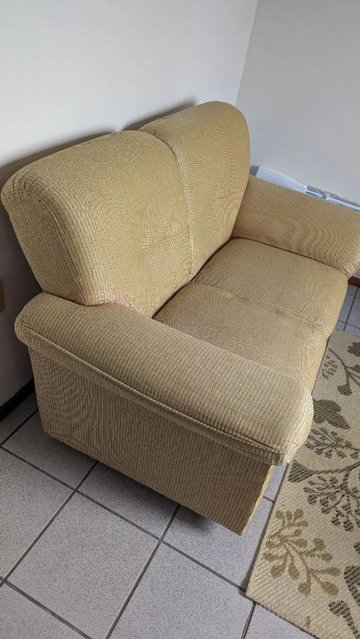 Sofá para sala 2 lugares (usado) - Foto 2