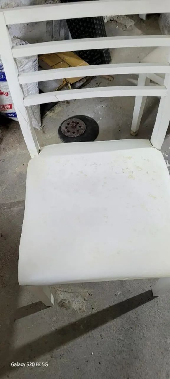 Vende se 2 cadeira 