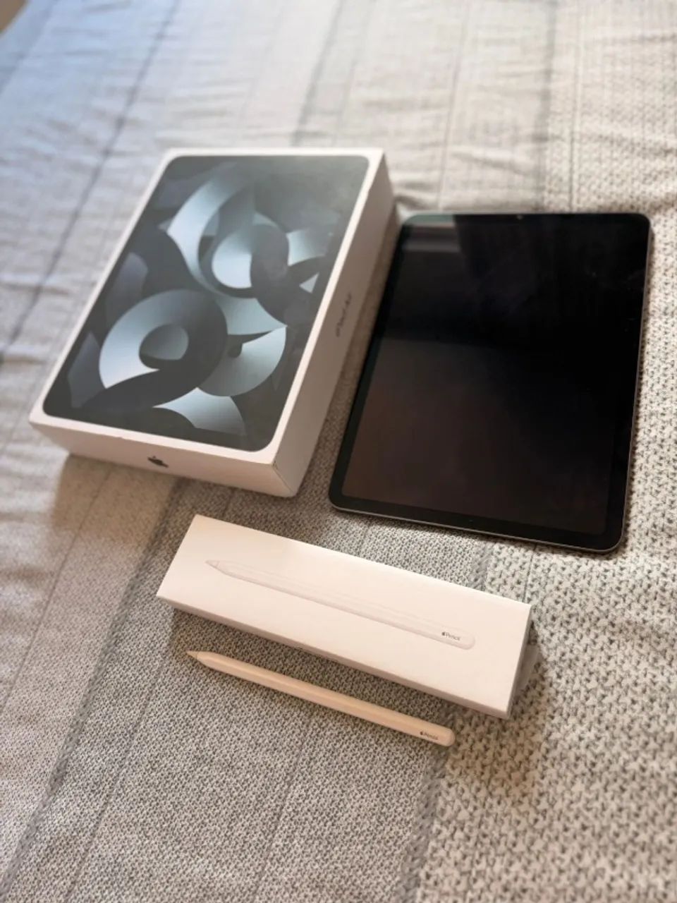 iPad Air 5ª Geração M1 + Apple Pencil 2nd | Sem Detalhes