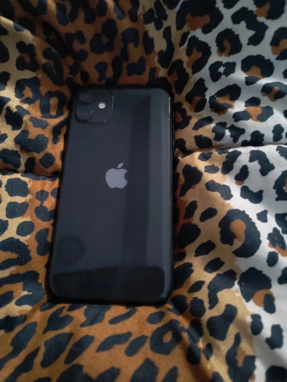 iPhone 11 preto 64 gigas,todo original com caixa,ótimo estado, perfeito. - Foto 3
