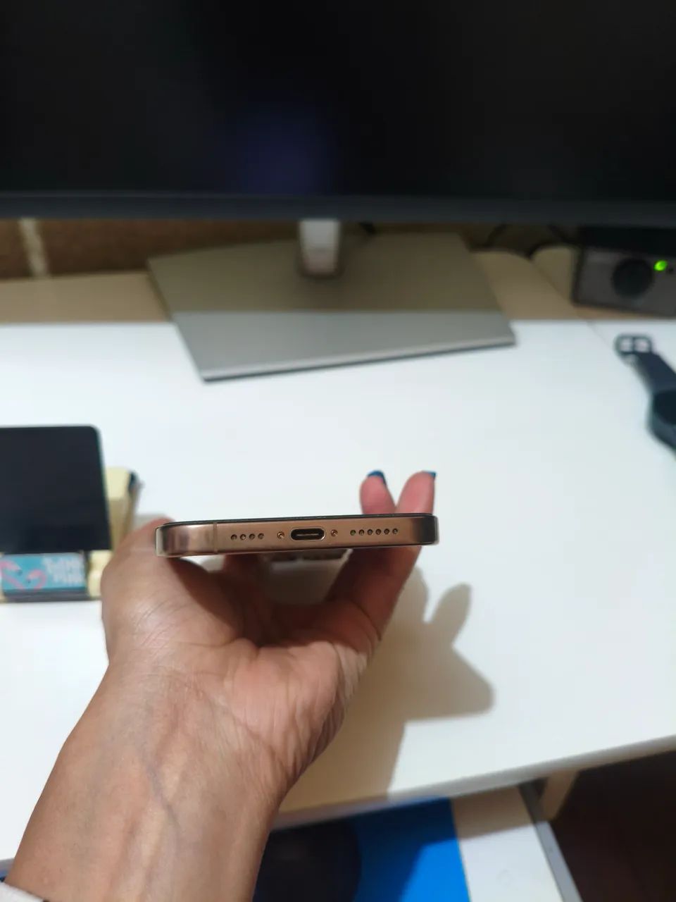 iPhone 16 Pro Max Titânio Deserto 256GB - Foto 5