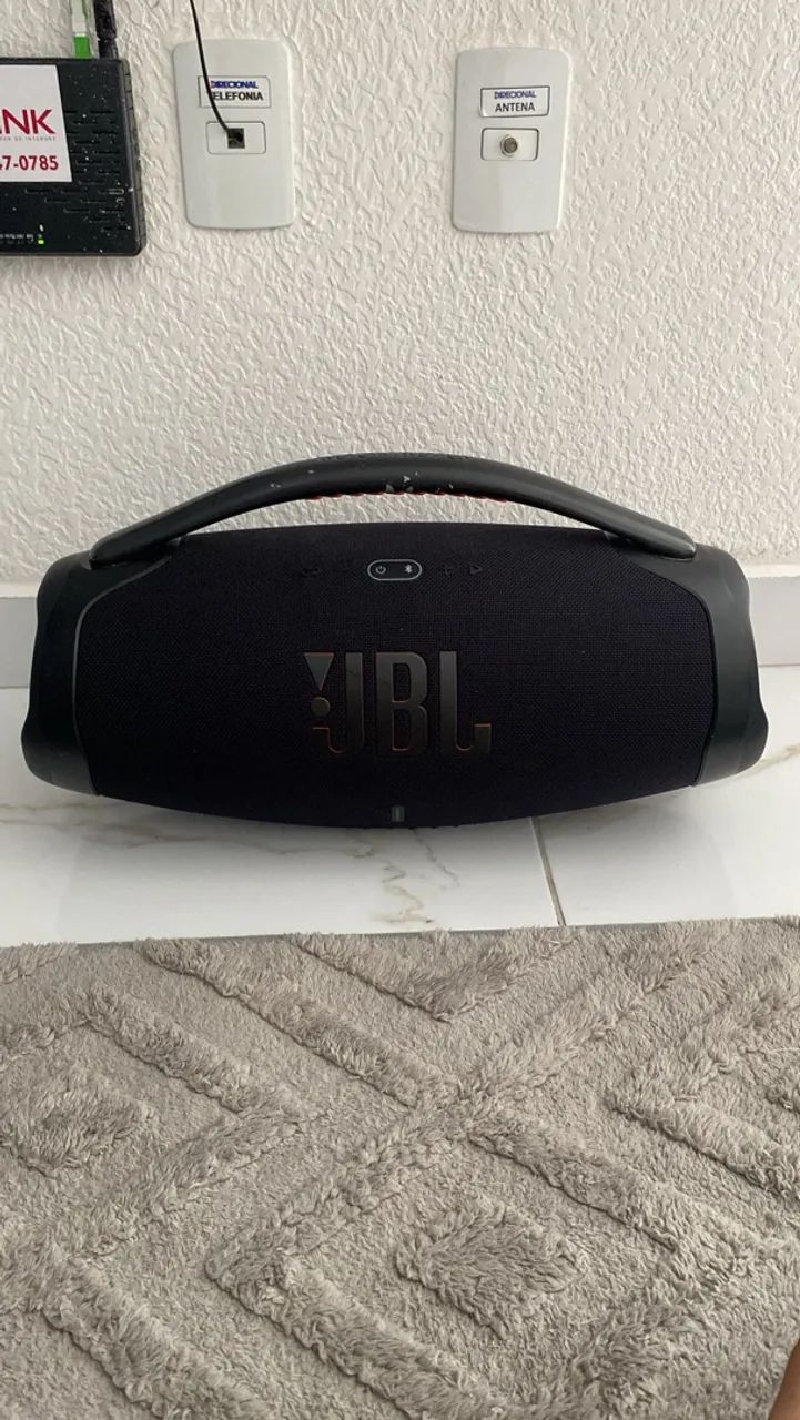 Caixa de som JBL boombox 3