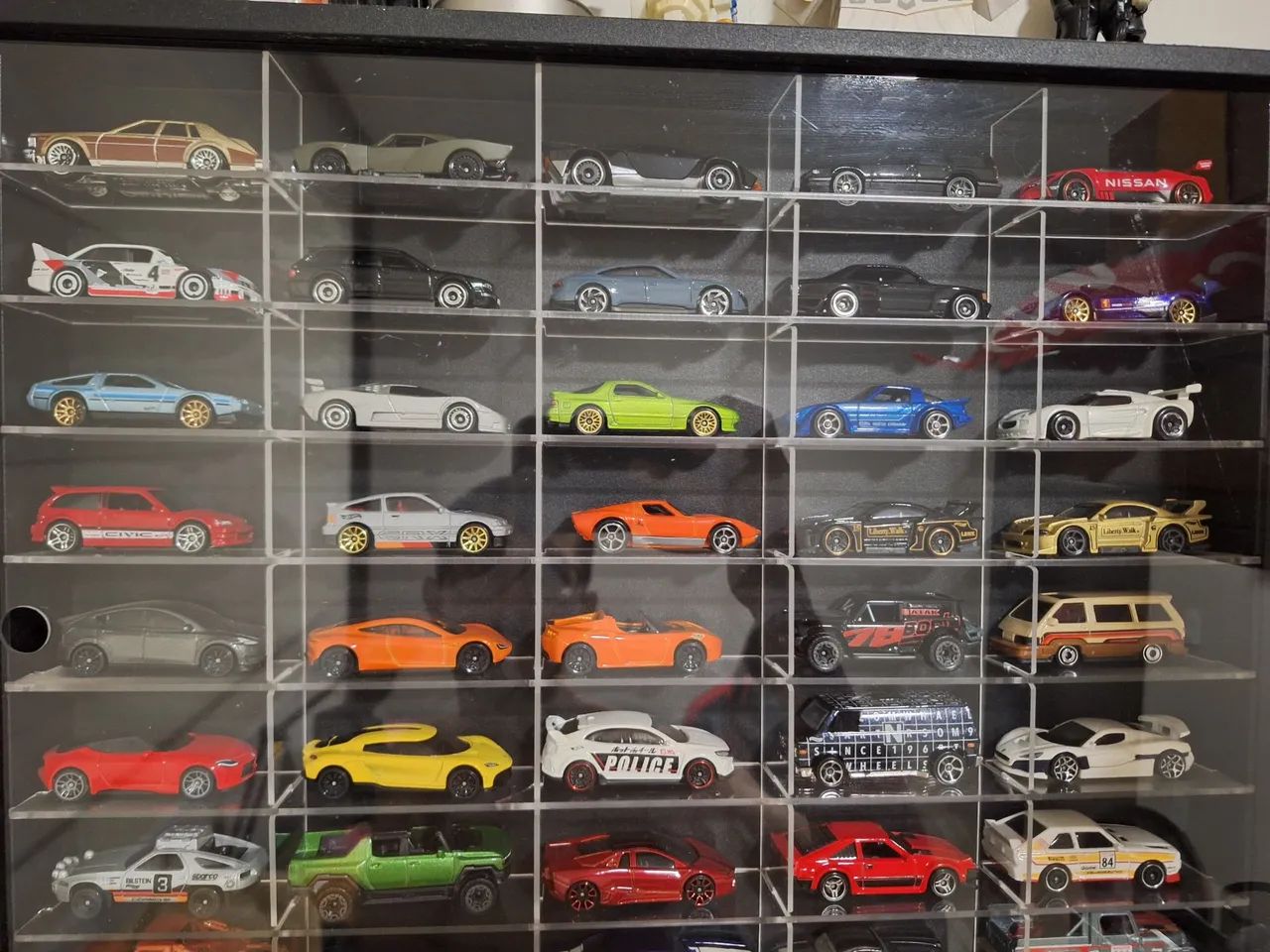 100 Hotwheels: Mostruario em MDF e acrílico. - Foto 4