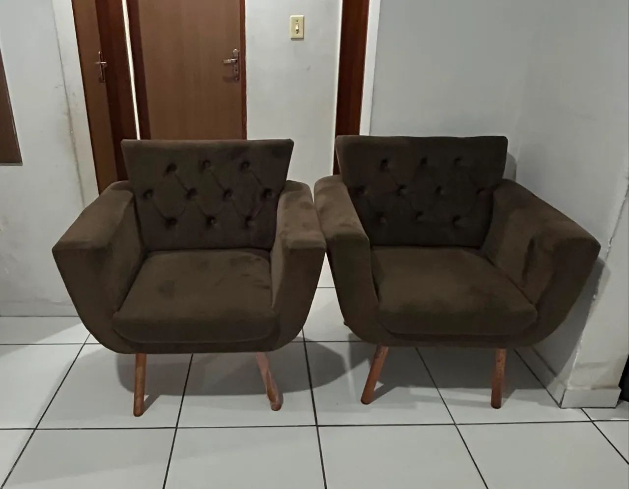 Vendo duas poltronas super novas - Foto 4