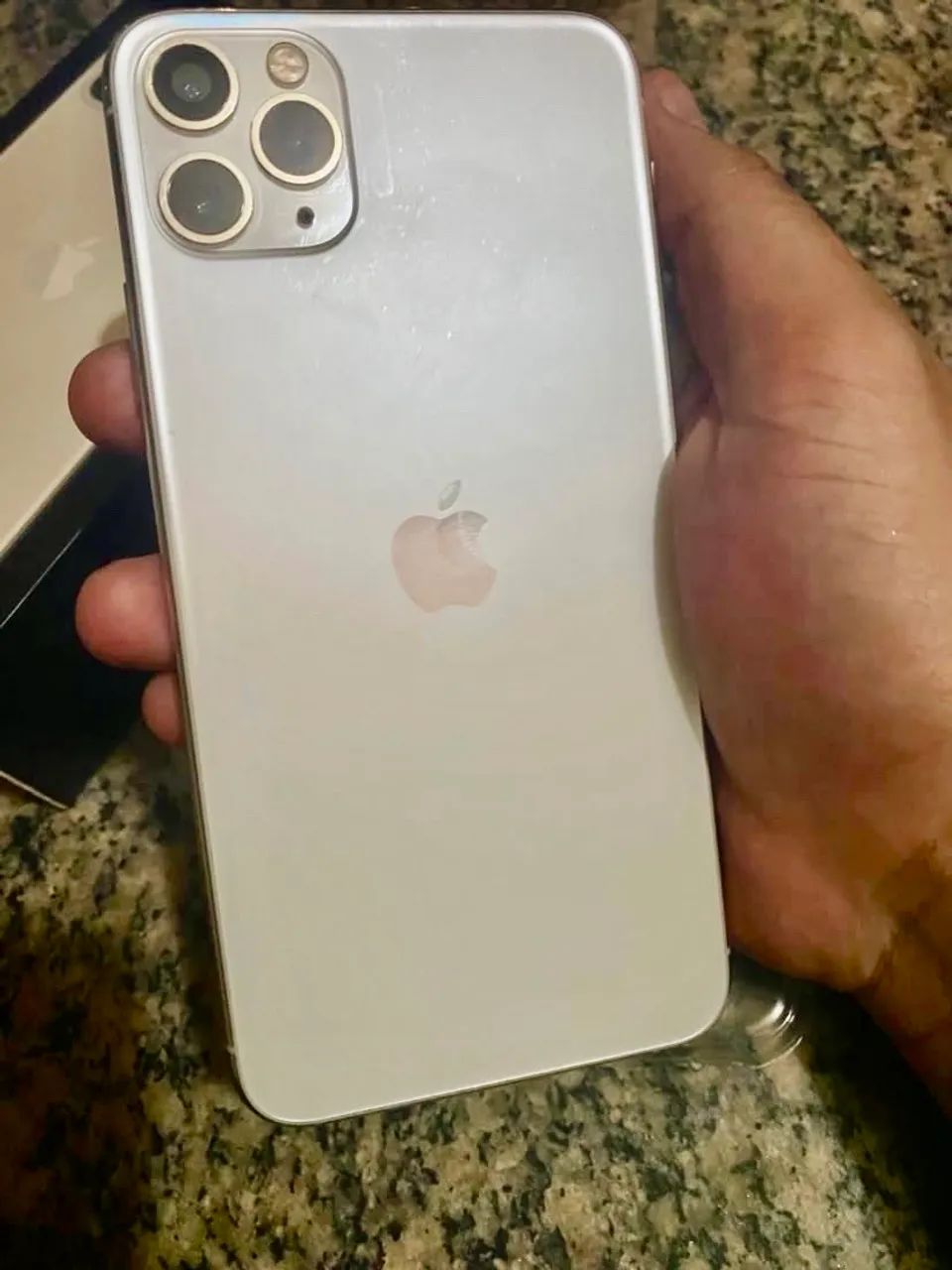IPHONE 11 PRO MAX 256GB - SEMINOVO - Foto 3