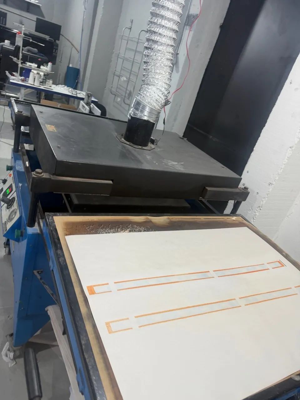 PRENSA PNEUMÁTICA CHIGUETO PF 72 - 100 × 80 CM - Foto 2