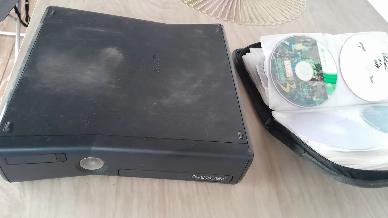 Xbox 360 com defeito sem fonte