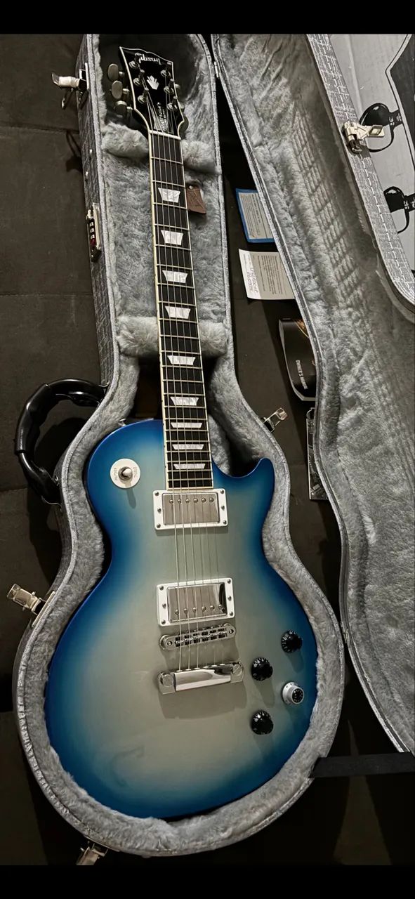 Gibson limited edition robot 
