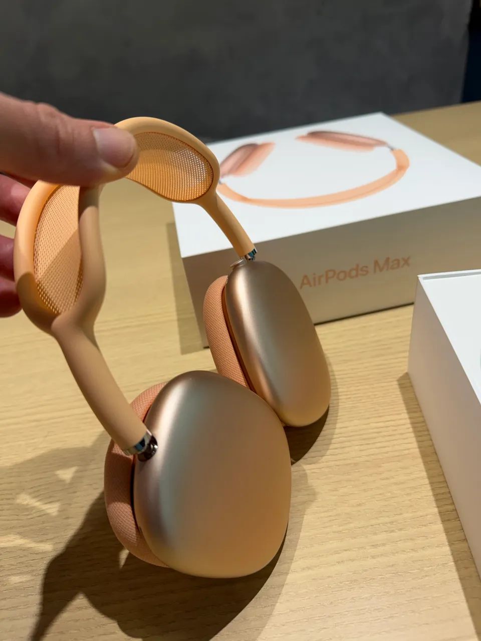AirPods Max Laranja USB-C - Original, Caixa Completa, Pouquíssimo