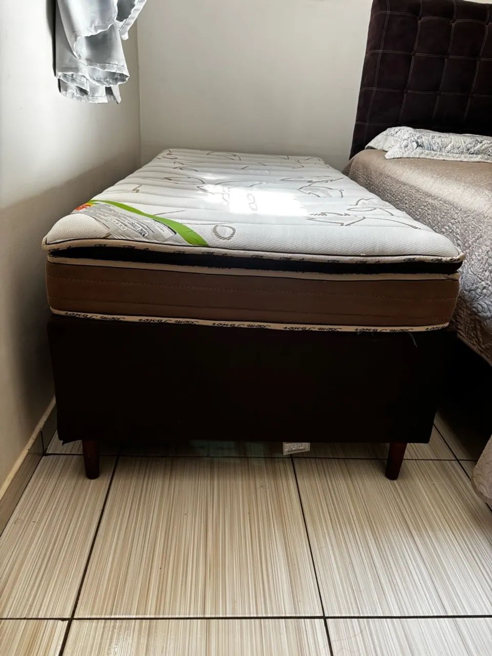 Cama solteiro, colchão e box em ótimo estado  - Foto 2