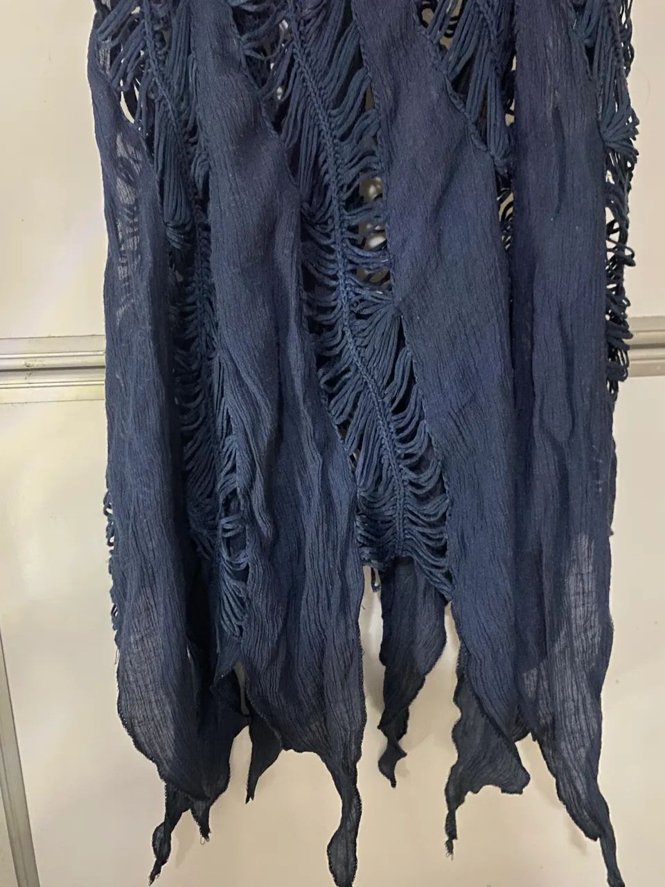 Saída de banho crochê com bordas azul escuro M - Foto 5