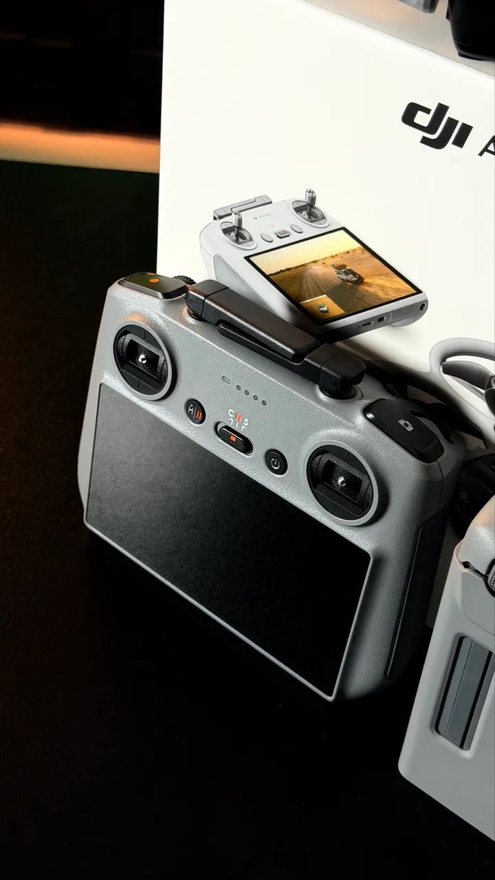 DJI AVATA 360 FLY MORE COMBO COM TELA BR (SEMINOVO) - Foto 4