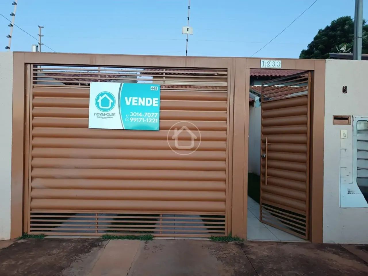 CASA 3 QUARTOS PRÓXIMO AO FIGUEIRAS