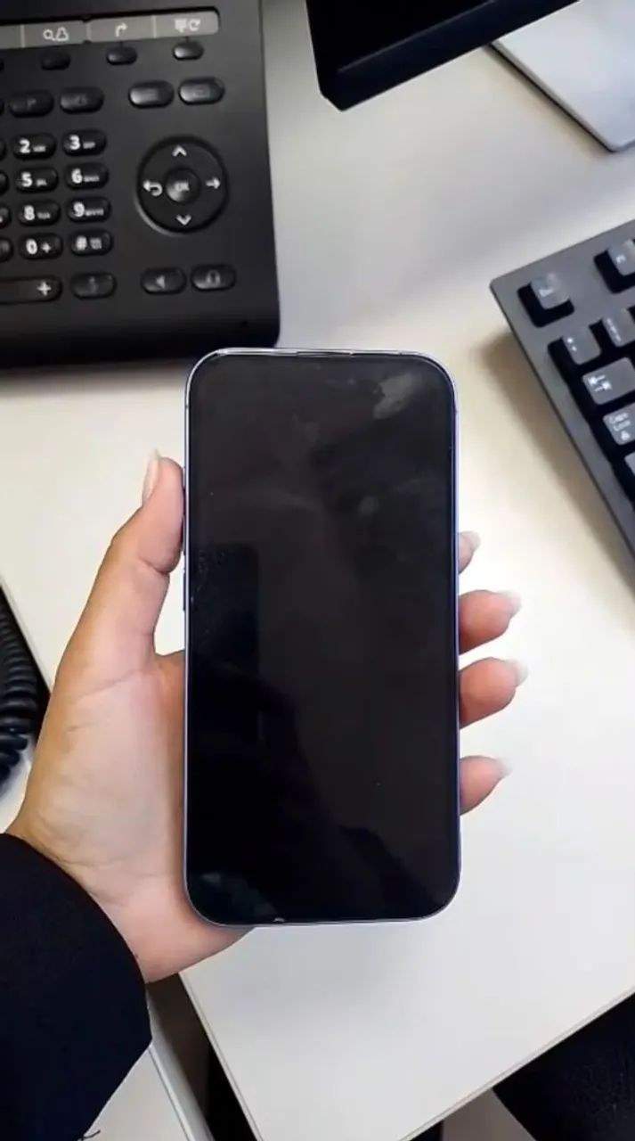iPhone 16  - Foto 2