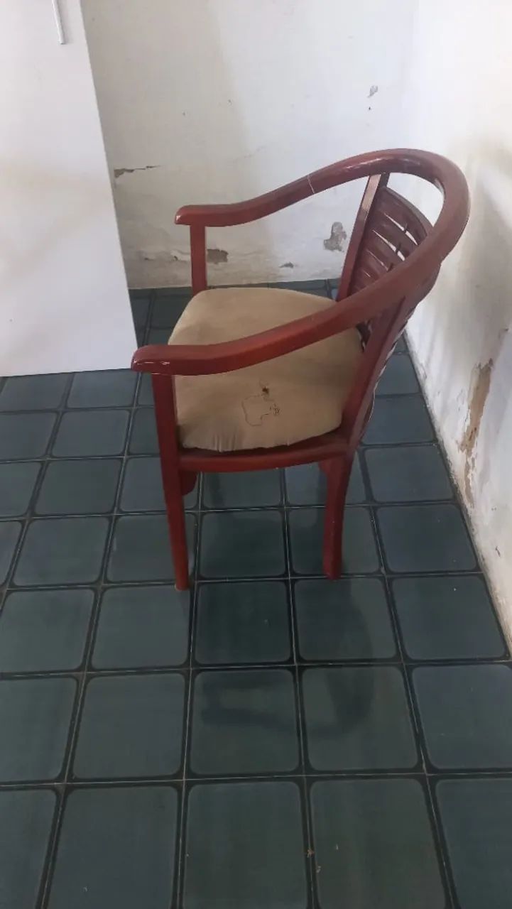 Uma Cadeira. - Foto 3