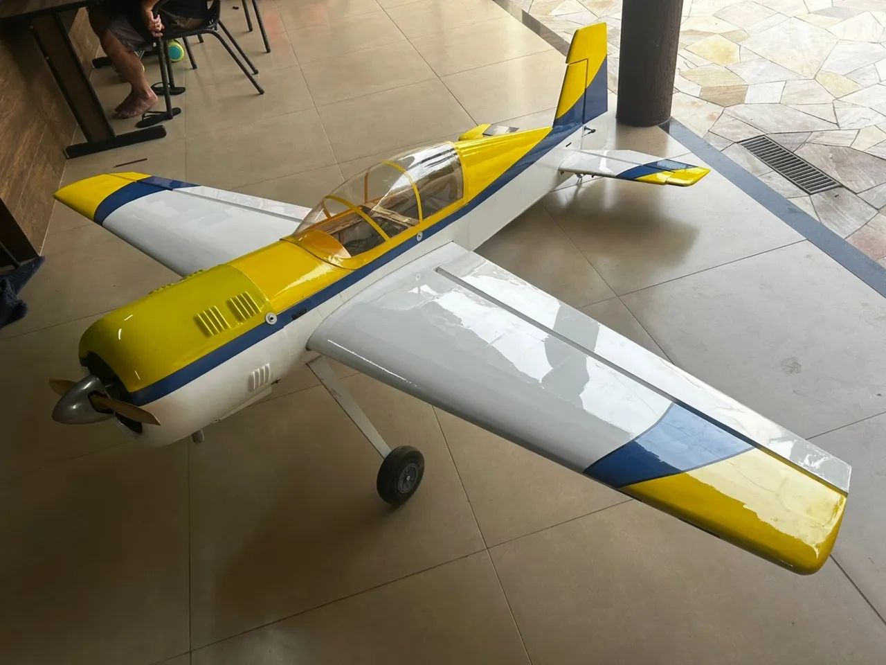 Aeromodelo Yak 54 111cc