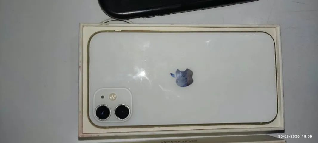 Iphone 11 Branco - Foto 5