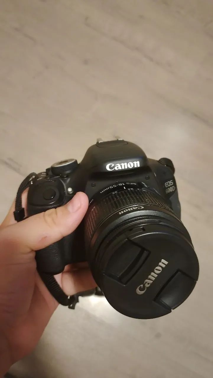 Câmera Canon EOS600D