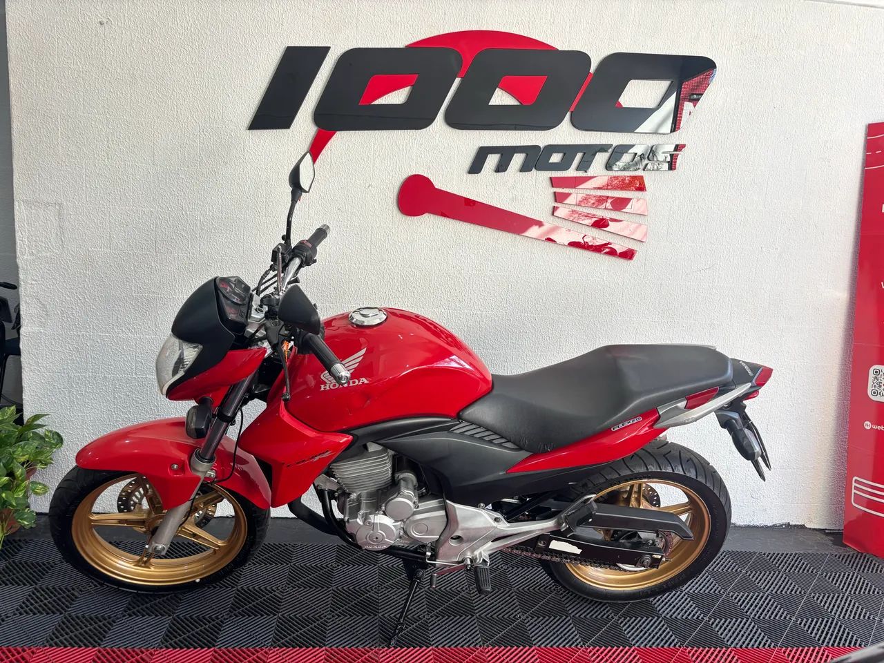 HONDA CB 300R  - Foto 5