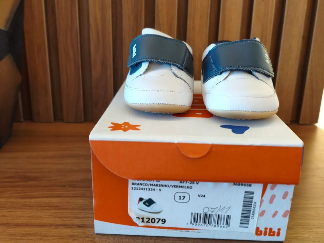 Sapato infantil da marca Bibi - Foto 4