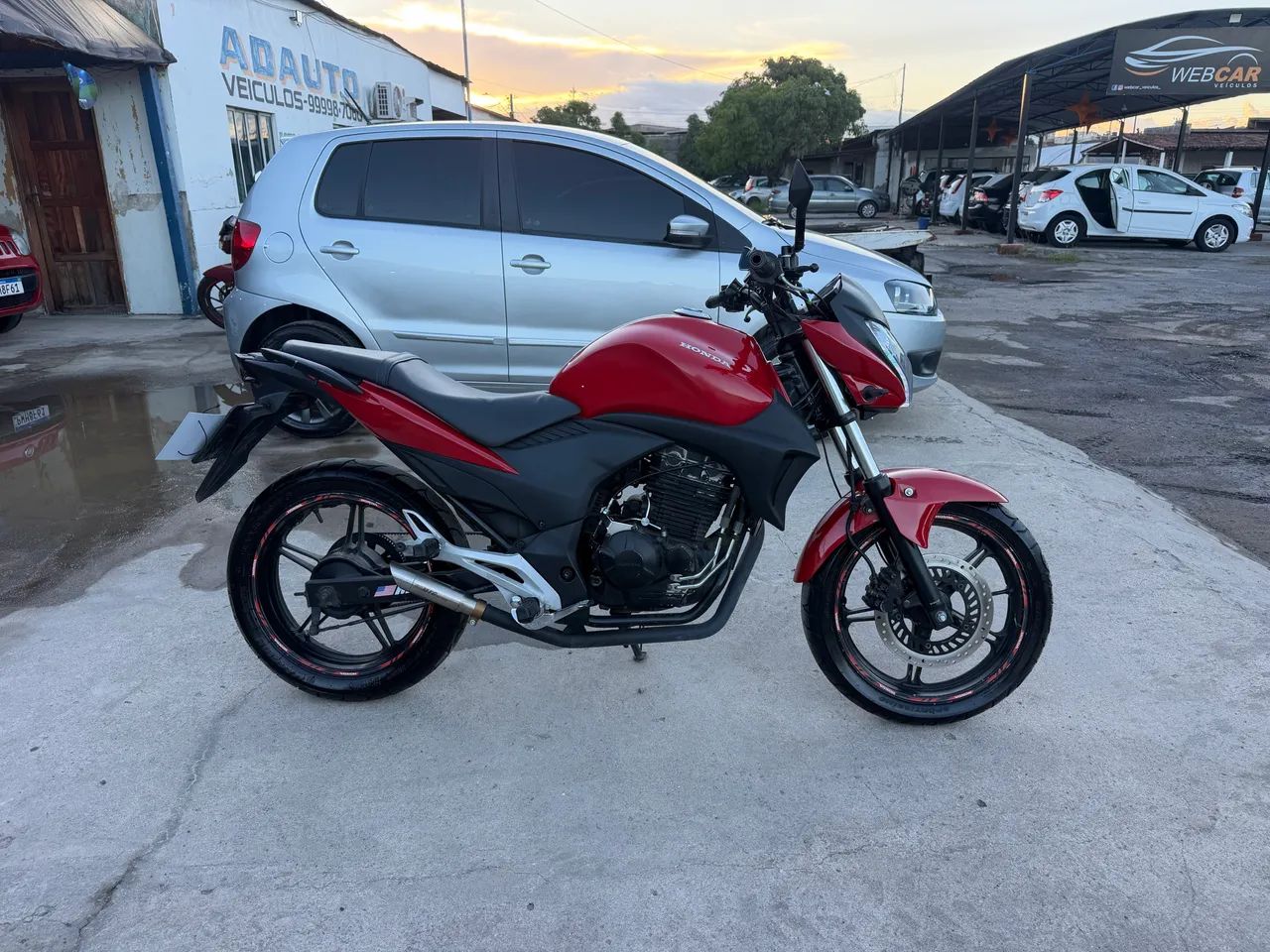 HONDA CB300R 2011 - Foto 3