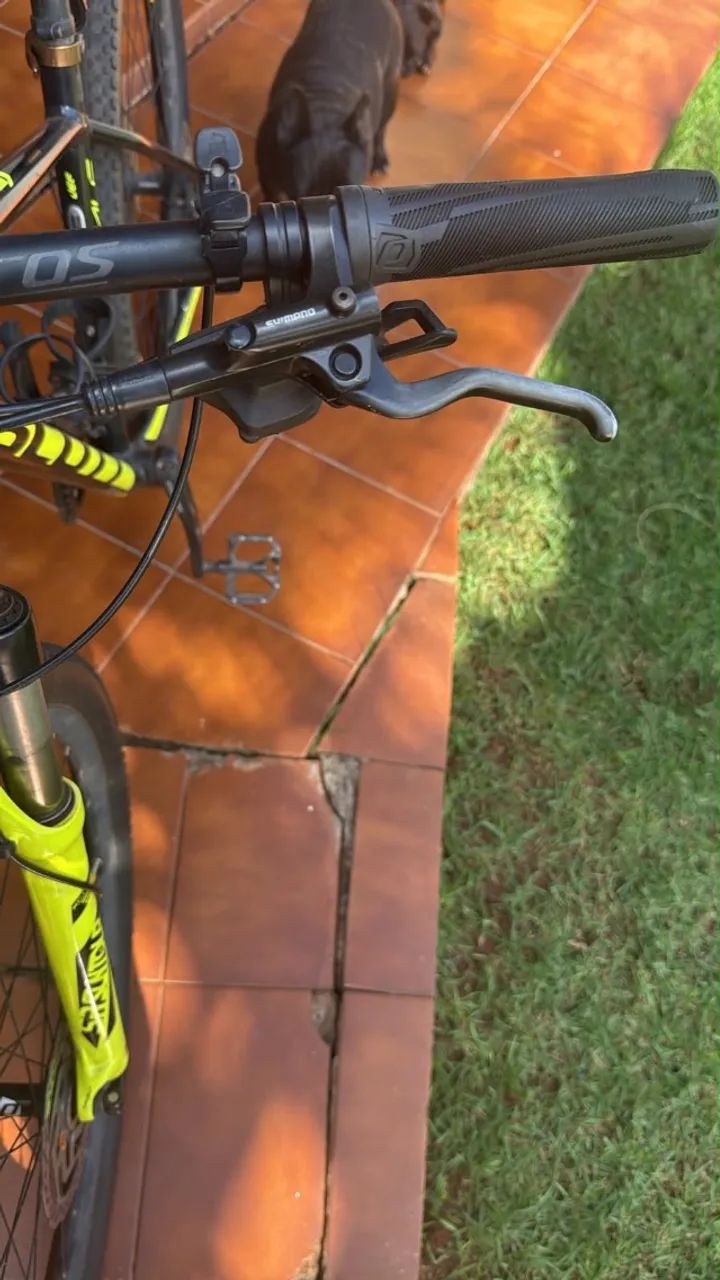 Bicicleta scott scale 990