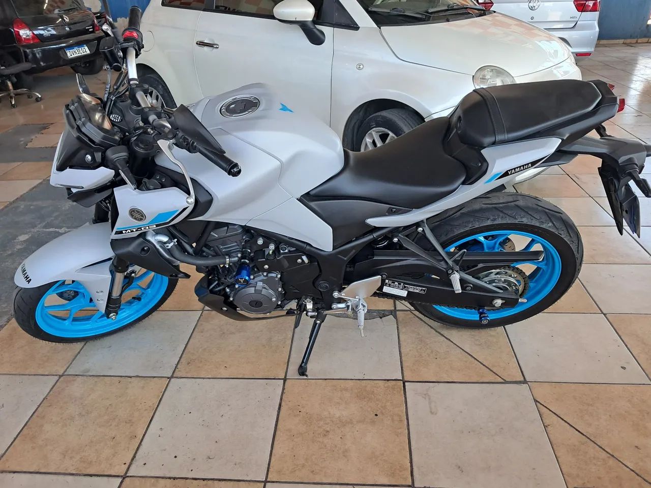 Yamaha MT03  - Foto 3