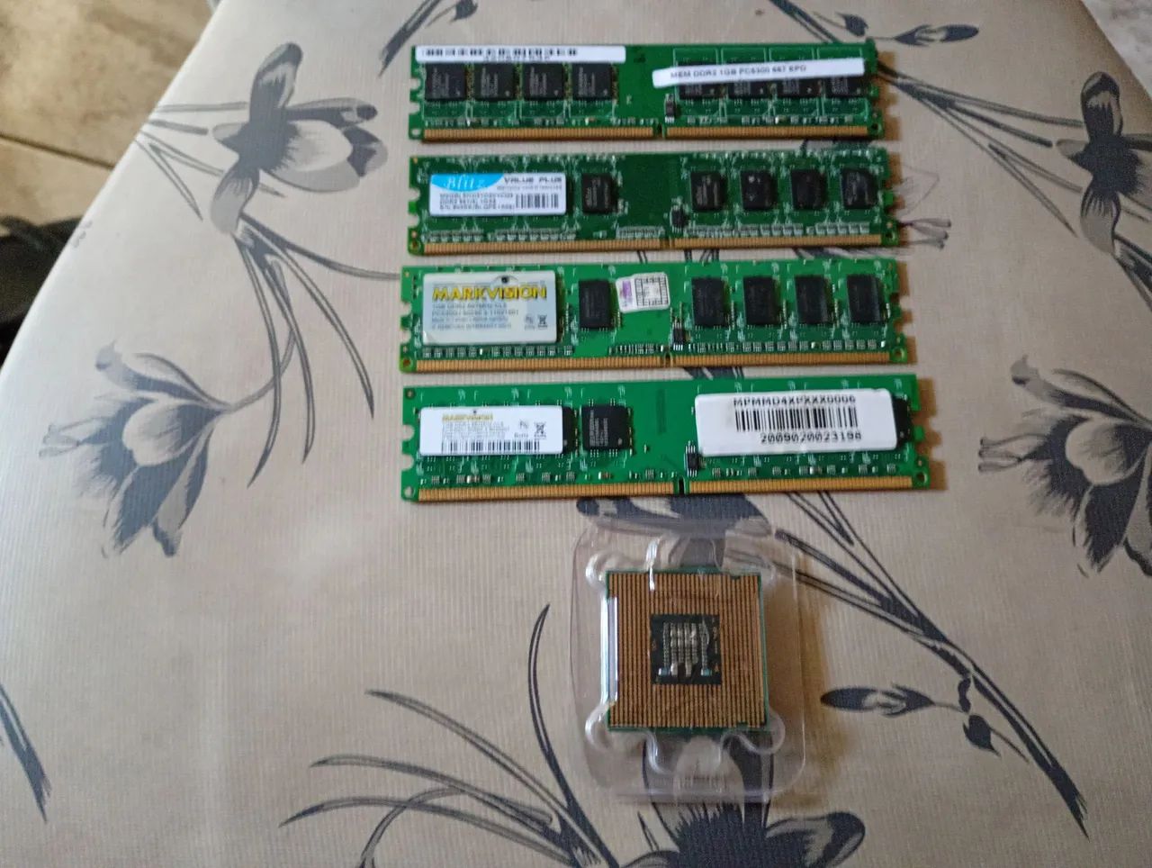 Pentium 5700 dual core 3ghz + 4 GB memória ddr2 - Foto 2