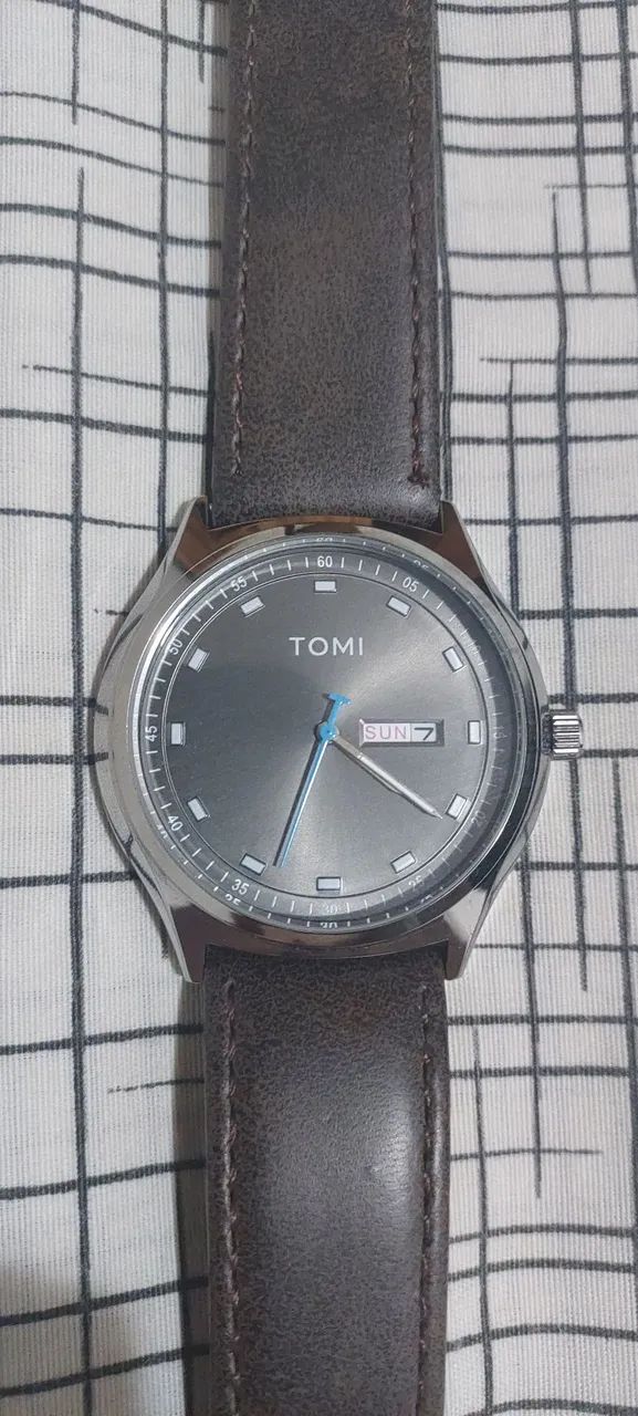 Relógio TOMI 42mm SHEIN - Novo - Foto 3
