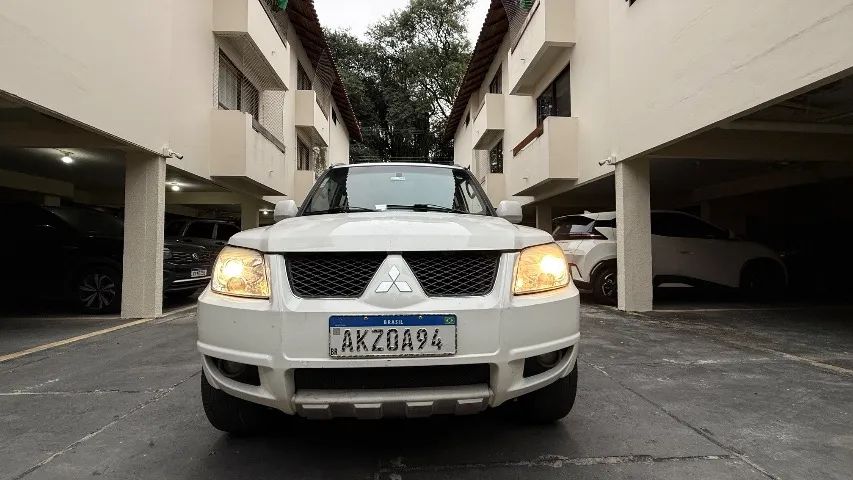 Mitsubishi Pajero 2013