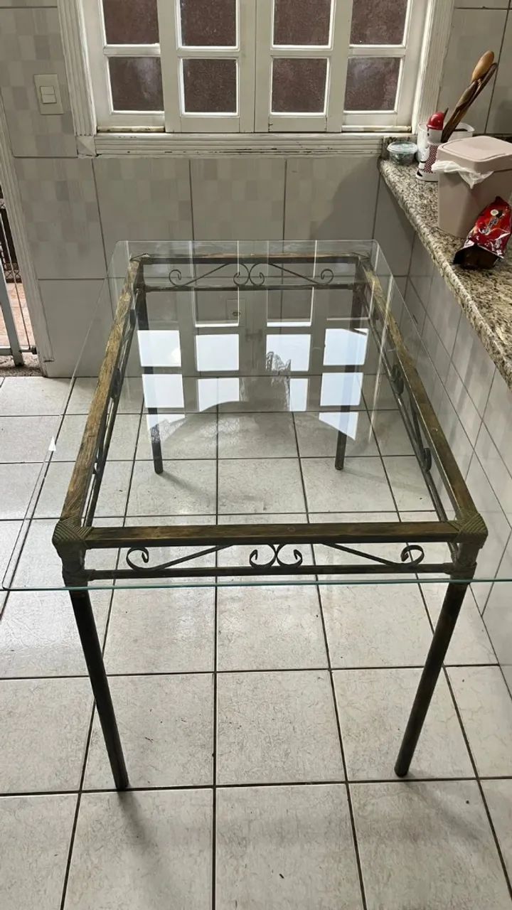 Mesa de Jantar de vidro - Foto 2
