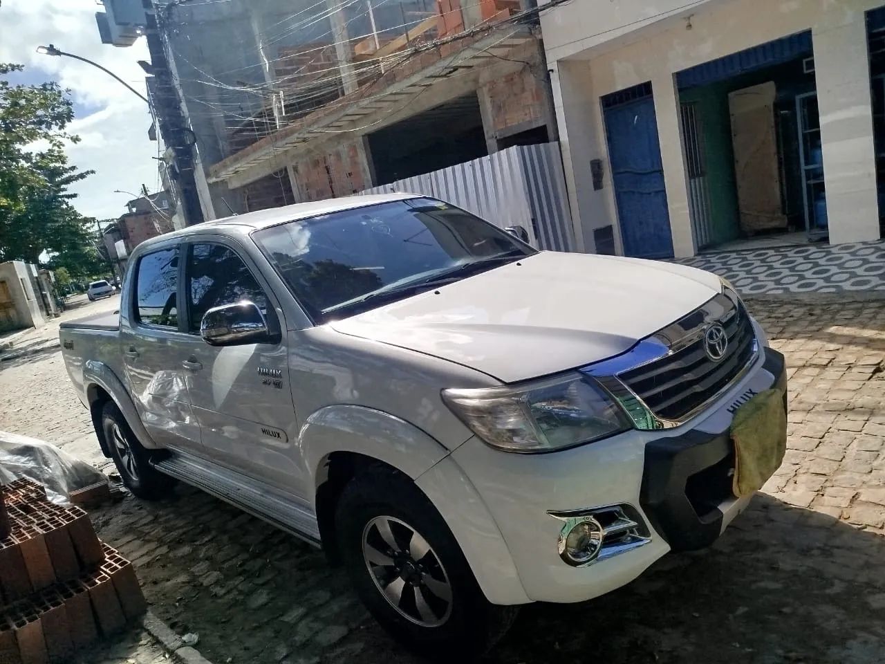 Toyota Hilux 2013