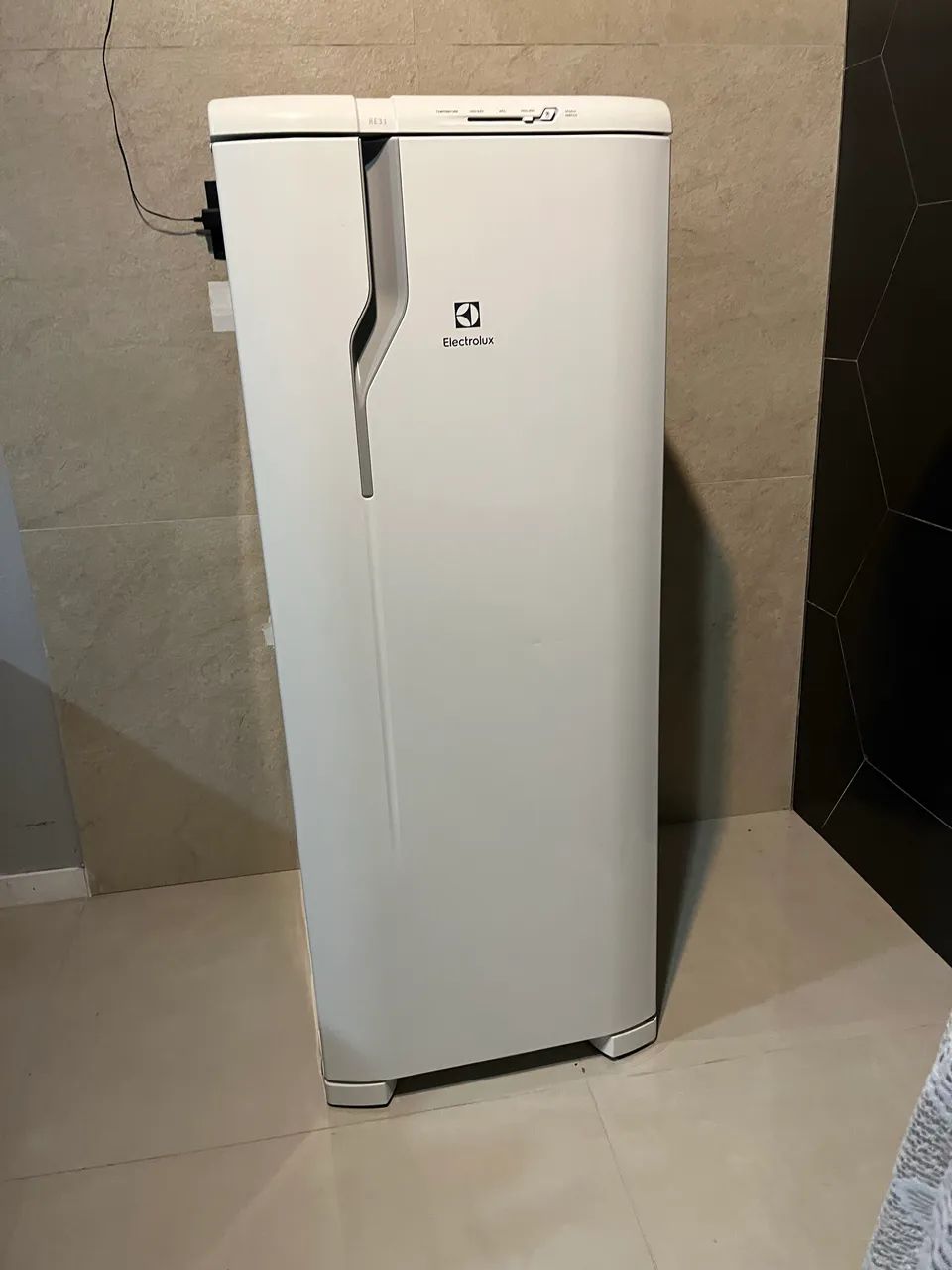 Geladeira Electrolux 31 - Foto 5