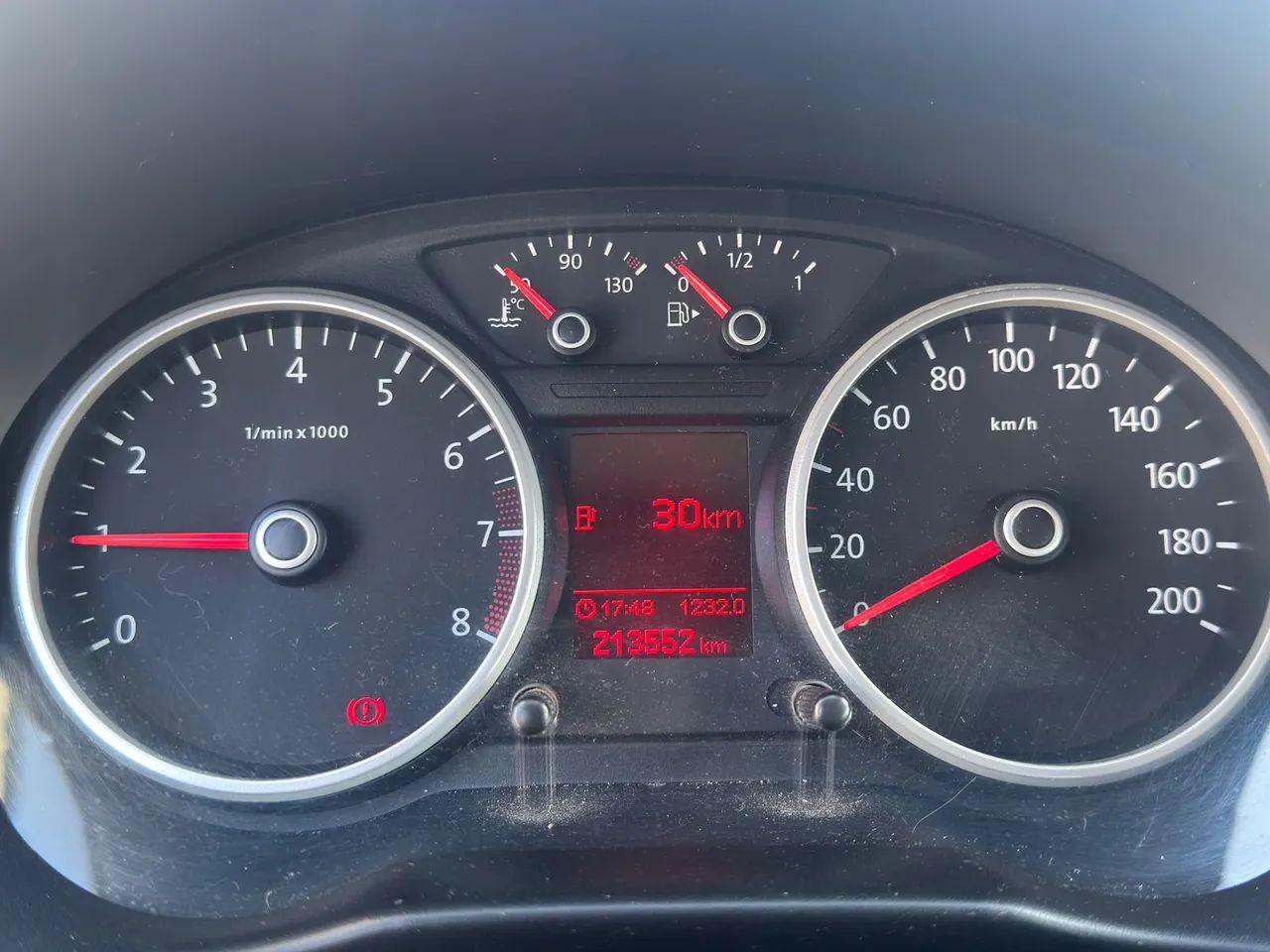 Volkswagen Voyage 1.0/1.0 City MI Total Flex 8V 4P 2013 - Foto 8