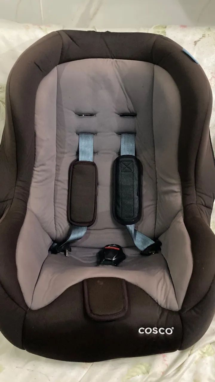 Bebê conforto/ cadeirinha 