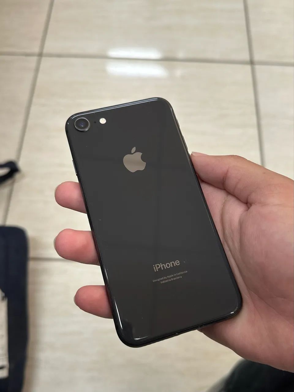 iPhone 8 64gb sem marcas de uso - Foto 3