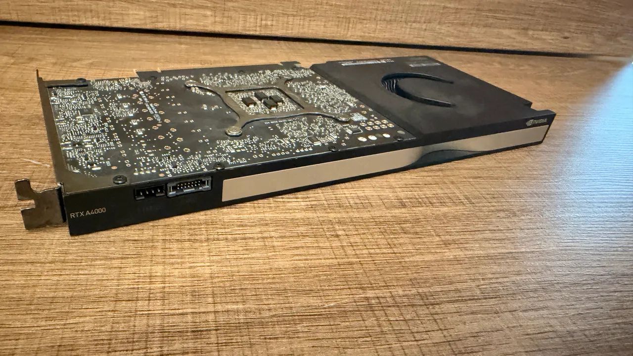 NVIDIA RTX A4000 16GB グラフィックボード NVIDIA RTX A4000 - 株式会社 エルザ ジャパン