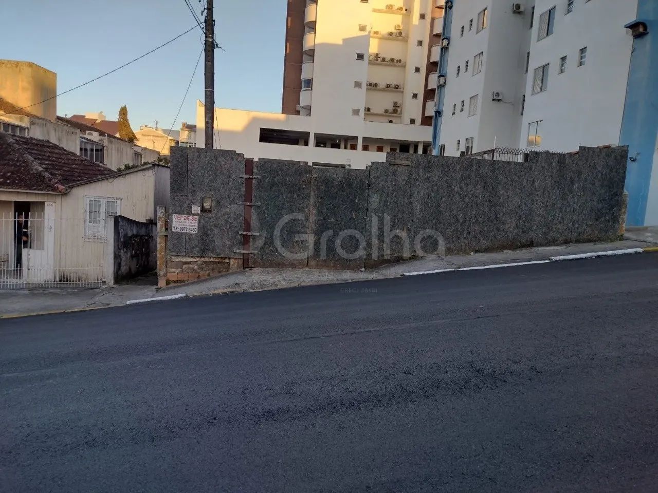 TERRENO ESTREITO ÁREA TOTAL 1.386,39 m² Com VIABILIDADE AMC - Foto 3